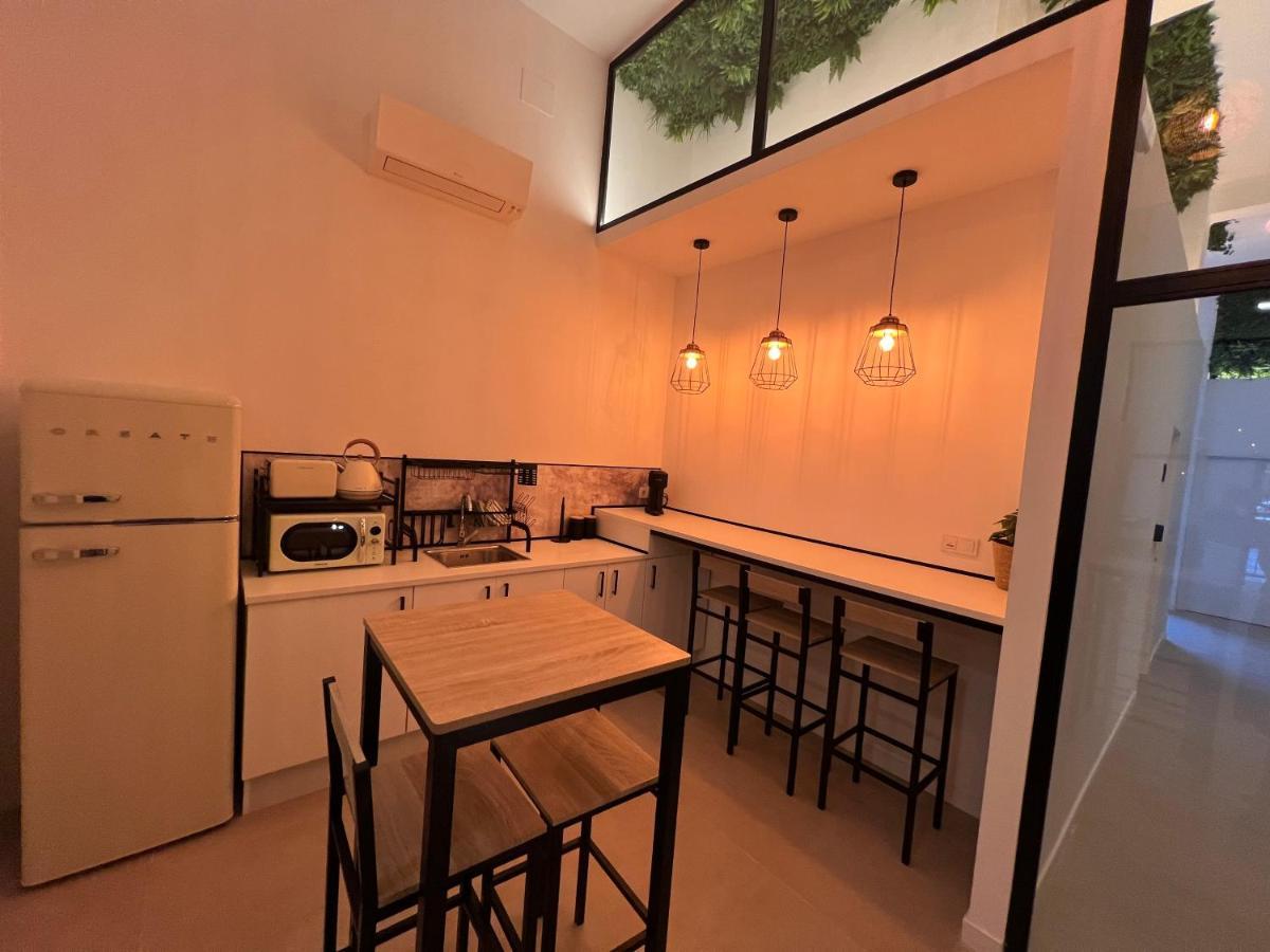 Nina Mala Hotel Valencia Luaran gambar