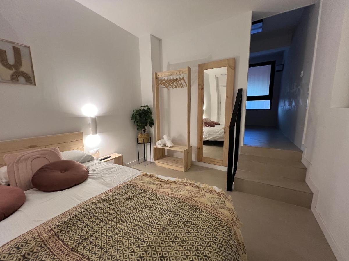 Nina Mala Hotel Valencia Luaran gambar
