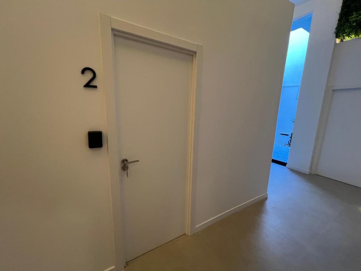 Nina Mala Hotel Valencia Luaran gambar