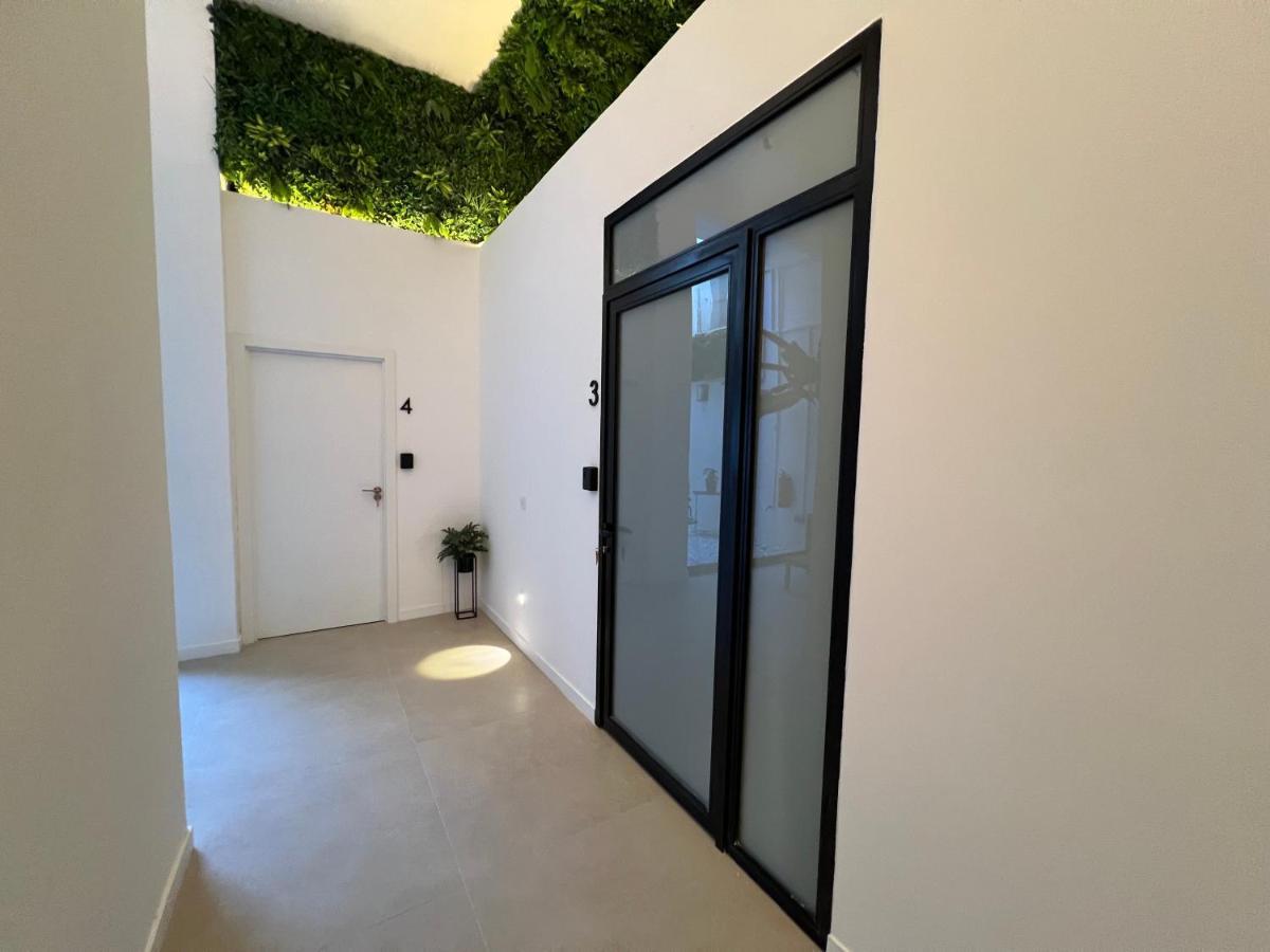 Nina Mala Hotel Valencia Luaran gambar