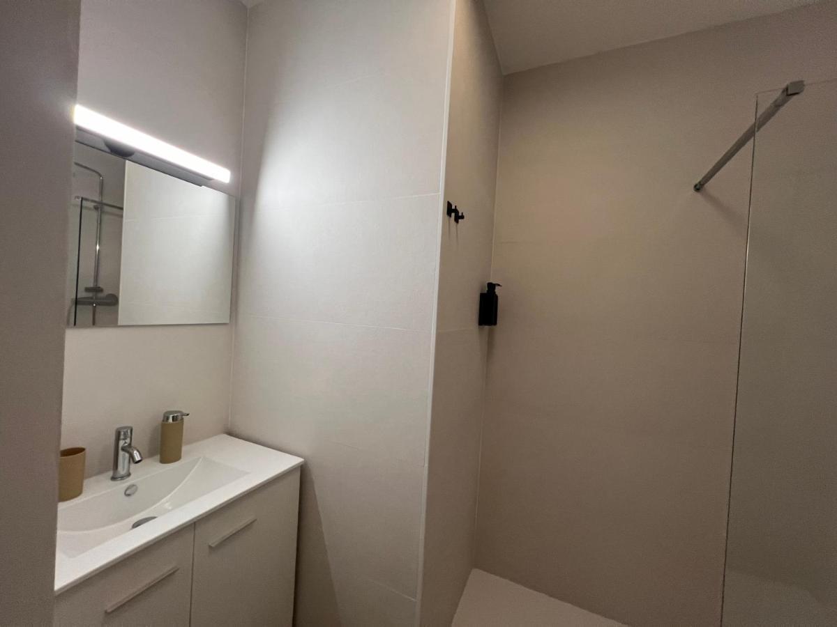 Nina Mala Hotel Valencia Luaran gambar