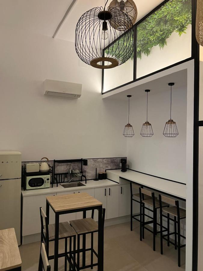 Nina Mala Hotel Valencia Luaran gambar