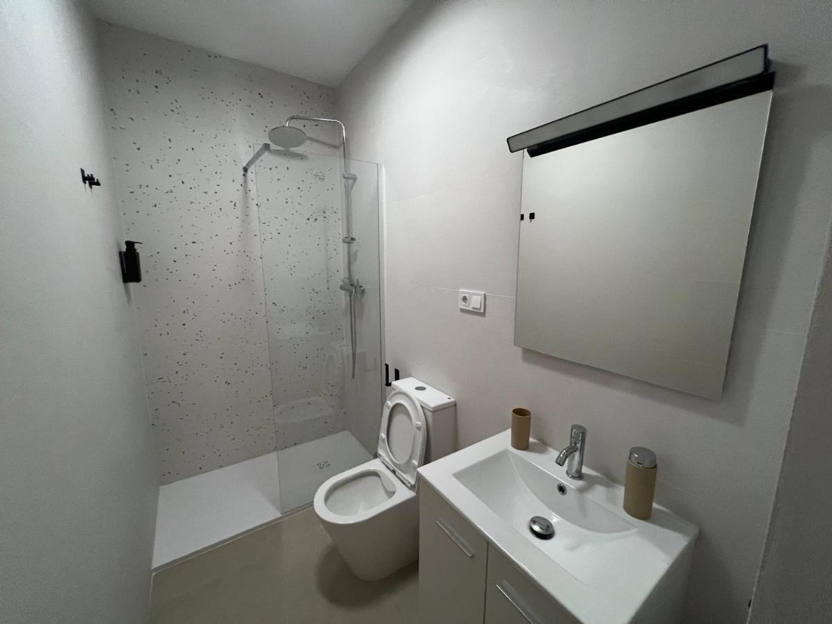 Nina Mala Hotel Valencia Luaran gambar