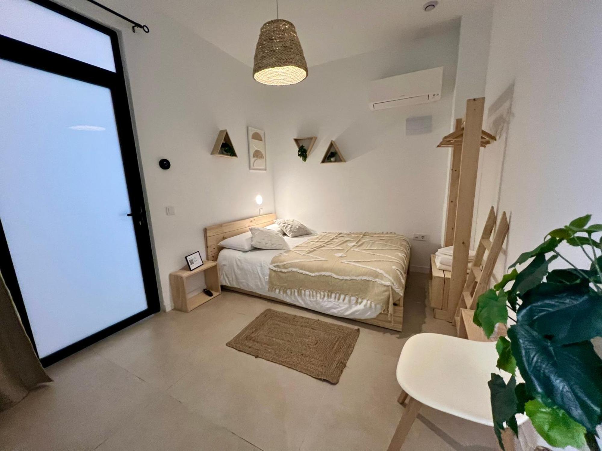 Nina Mala Hotel Valencia Luaran gambar
