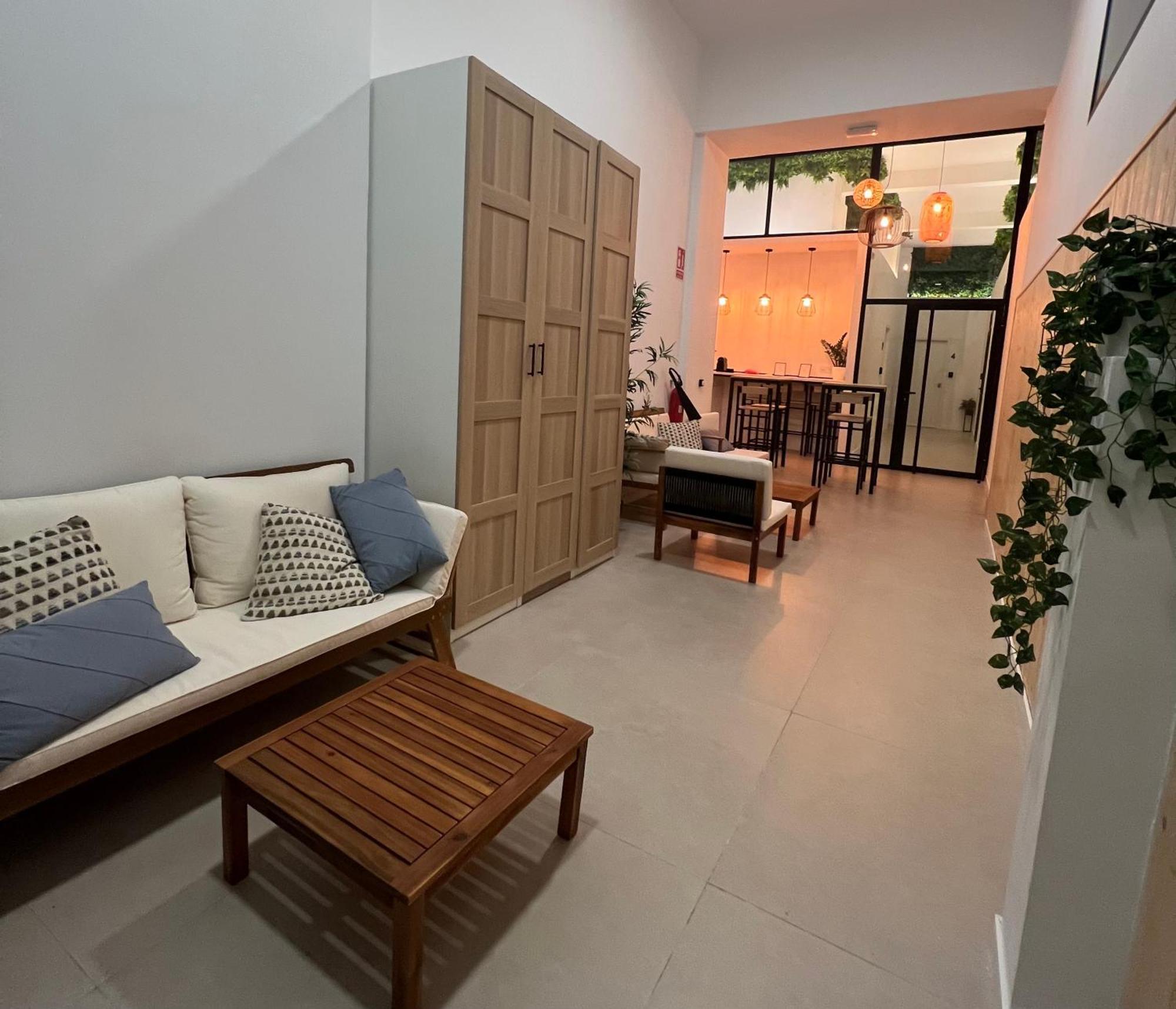 Nina Mala Hotel Valencia Luaran gambar