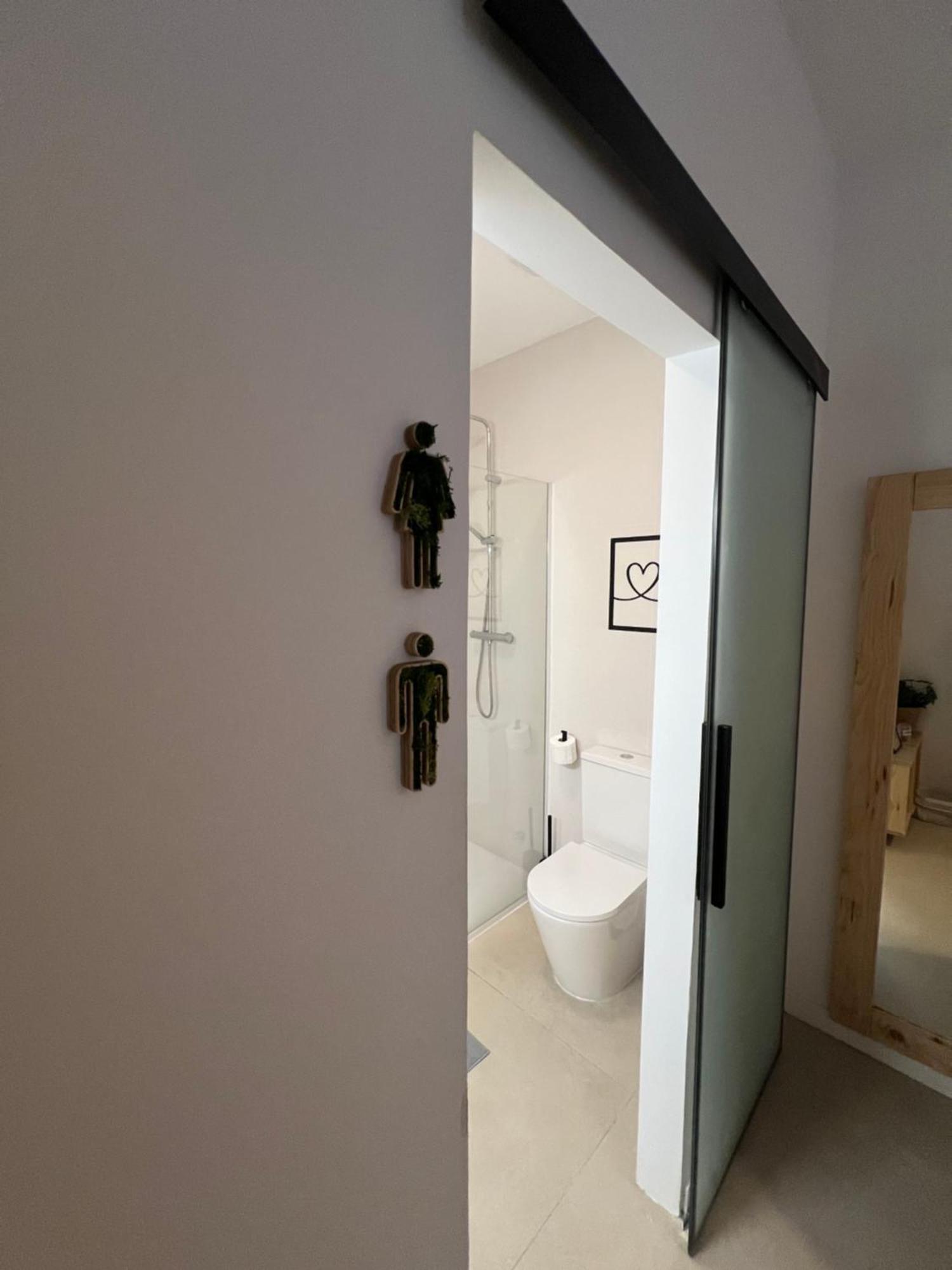 Nina Mala Hotel Valencia Luaran gambar